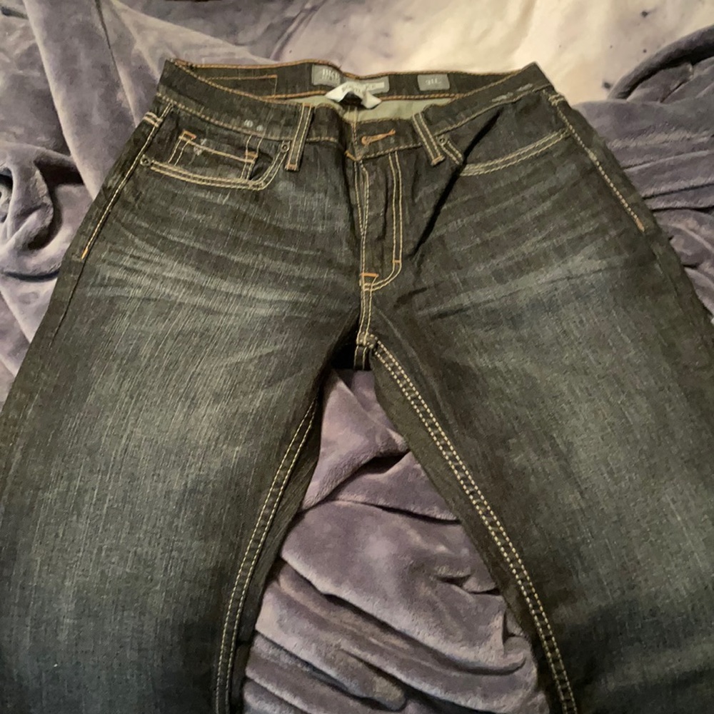 Men’s buckle jeans
